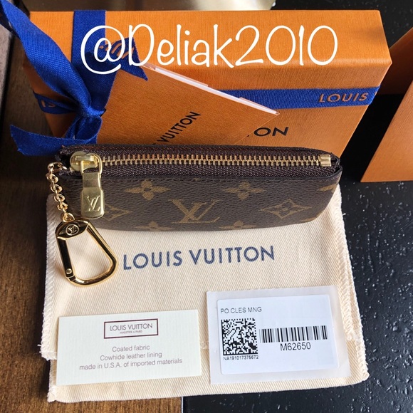 SOLD! NEW Louis Vuitton Monogram Key Pouch Cles 😍 - Picture 4 of 8